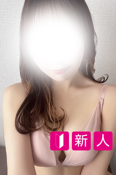 新人 みこ